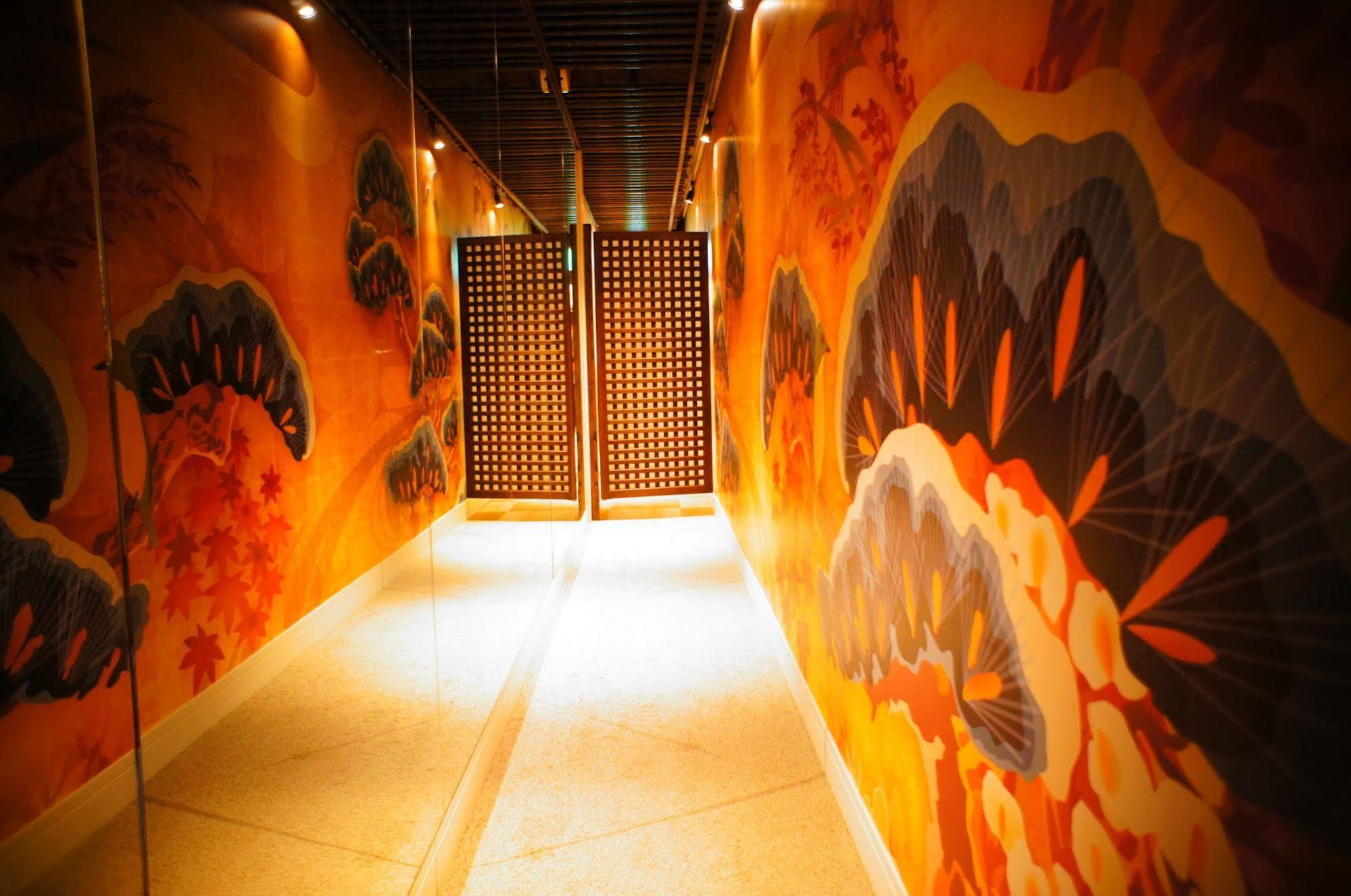 Centurion & Capsulehotel Tokio
